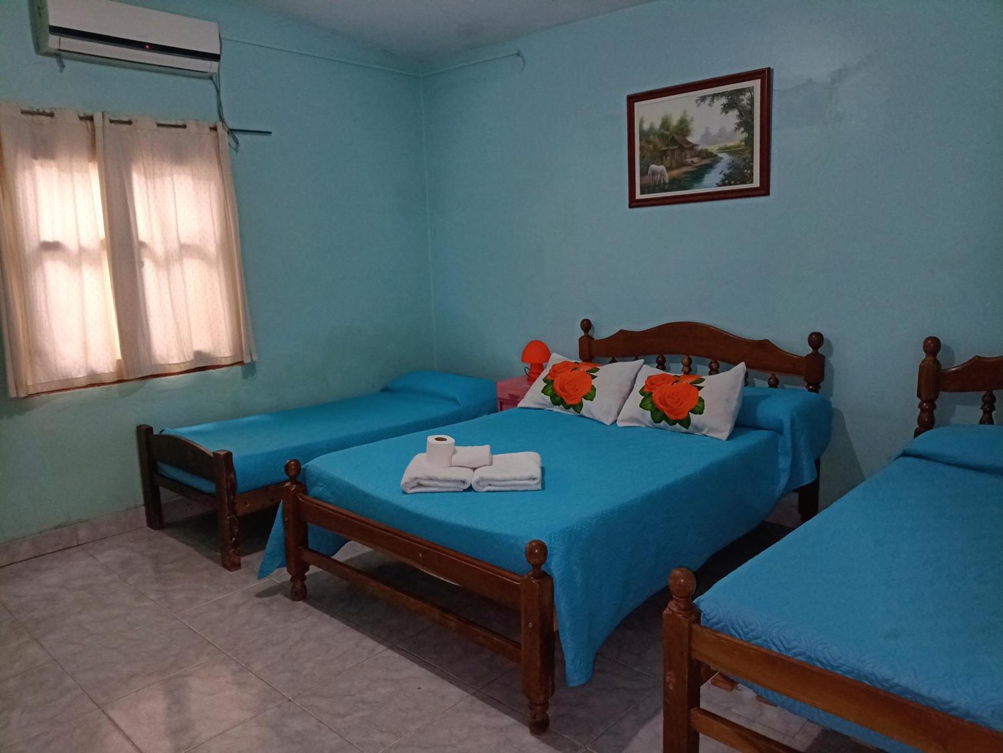 Hostal Benjamin كفايات المظهر الخارجي الصورة